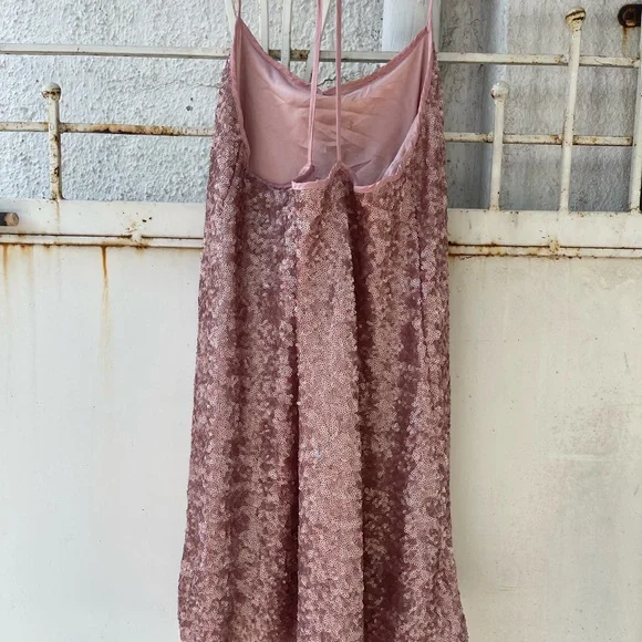Heavy sequins designer mini dress - Picture 2 of 5